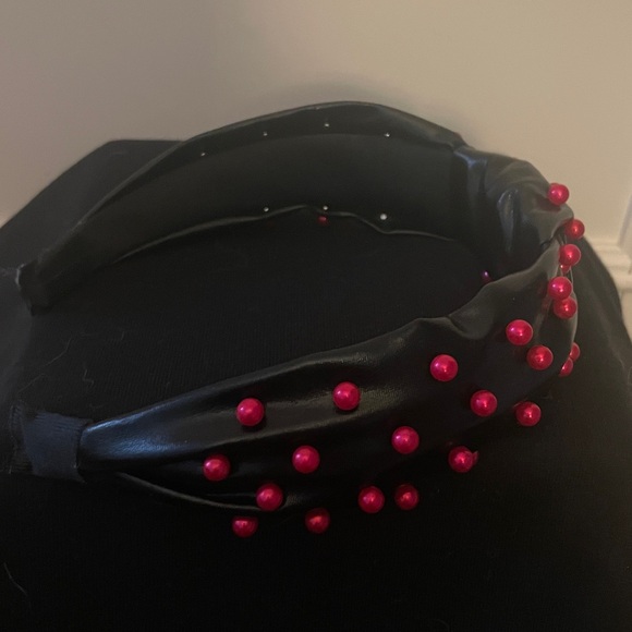 Black Headband with Red Beads - Picture 5 of 7